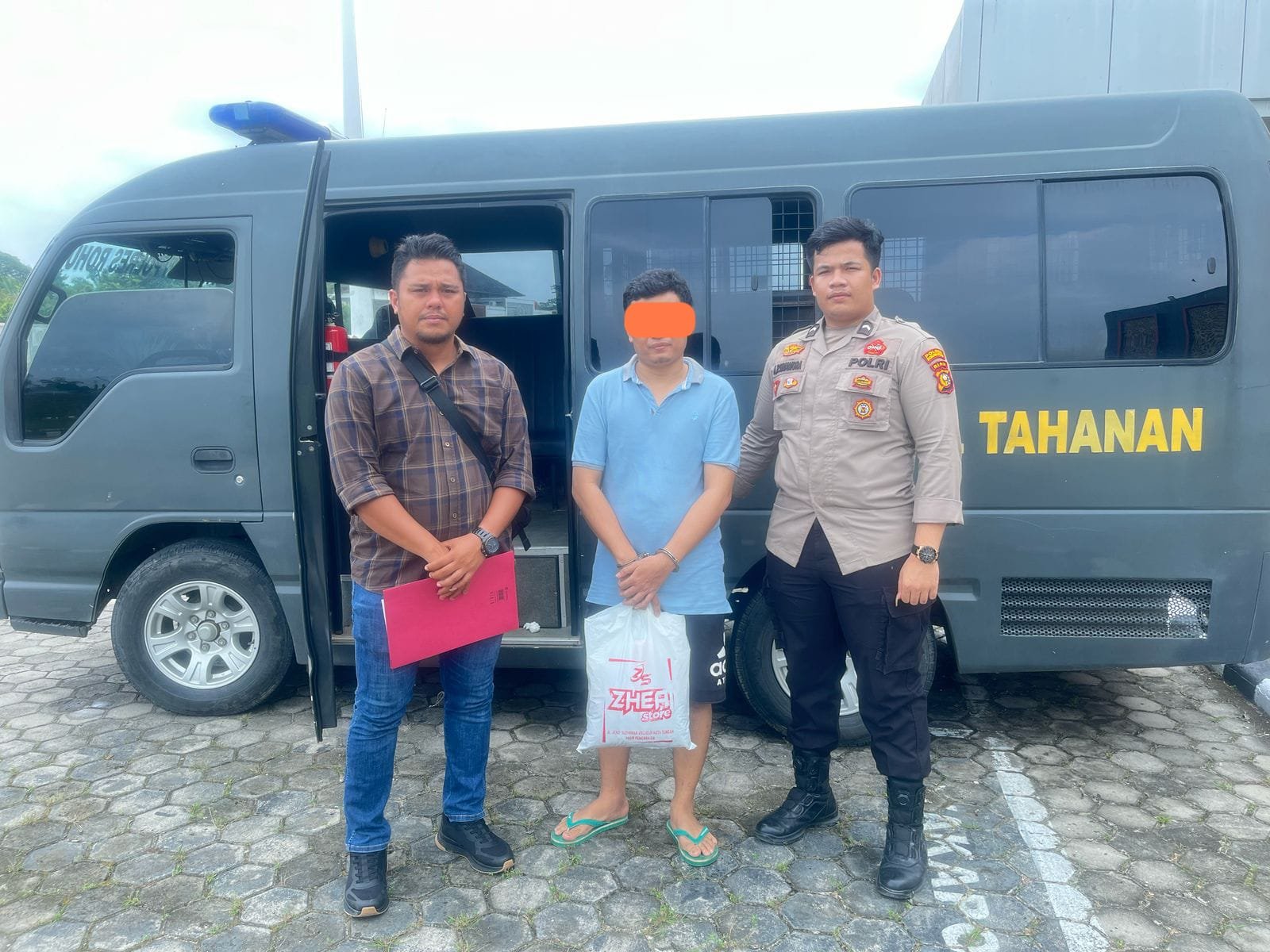Berkas Lengkap, Polres Rohul Serahkan Tersangka dan Barang Bukti Perkara Rokok Ilegal Ke Kejaksaan