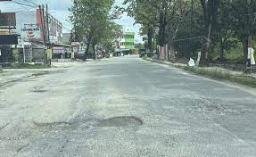 Melalui Bankeu, Pemprov Riau Bantu Anggaran Perbaikan Jalan Parit Indah Kota Pekanbaru