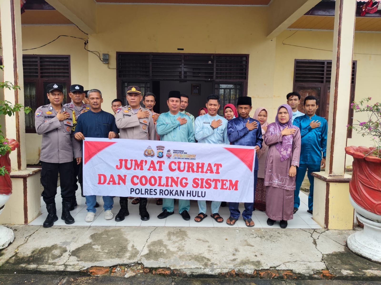Polres Rohul Gelar Jumat Curhat & Cooling System untuk Wujudkan Kamtibmas Kondusif di Bulan Ramadhan