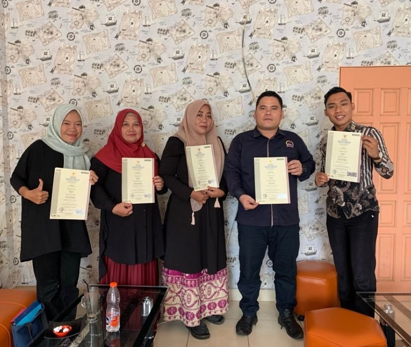 Badan Nasional Sertifikasi Propesi Nyatakan Lima Pengurus DPC SPRI Rohul Kompeten