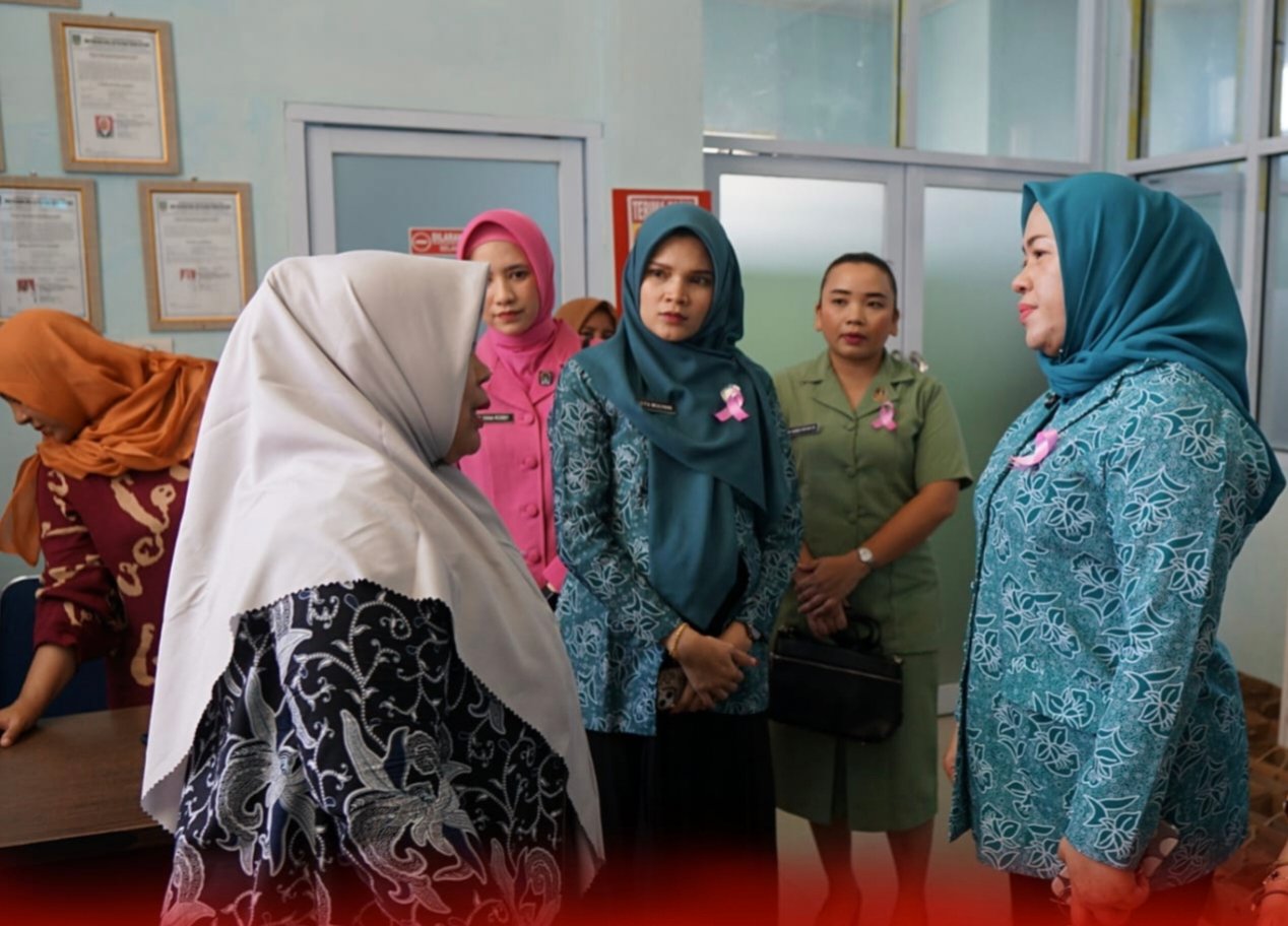 HKG Ke-53, TP. PKK Rohul Taja Acara Deteksi Dini Kanker Serviks dengan IVA Tes di Puskesmas