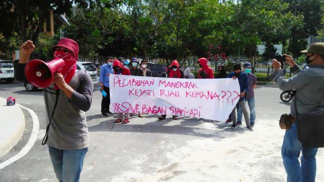 Terkait Pelabuhan Mangkrak, APRil, Adukan Kejari Rohil Ke Kejati Riau