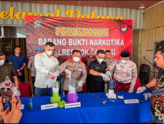 Polres Rohul Bersama Kejaksaan dan Pengadilan Musnahkan 961,5 Gram Sabu dan 229 Butir Ekstasi