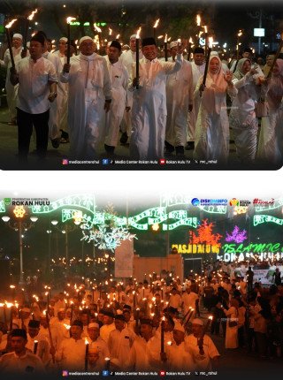 Pawai obor dalam rangka menyambut Hari Raya Idul Fitri 1447 H di Kabupaten Rokan Hulu