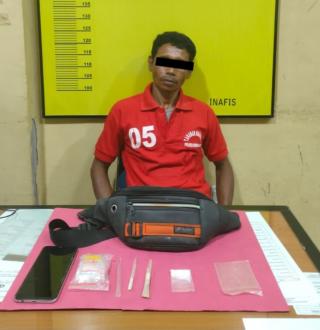 Lelaki Paruh Baya Ini Ditangkap Satres Narkoba Polres Rohul, Ini Sebabnya