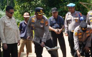 Polres Rohul Bersama Baznas Provinsi Riau Laksanakan Peletakan Batu Pertama