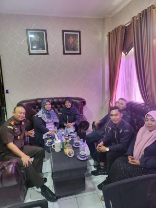 Moment Idul Fitri, DPC SPRI Rohul Kunjungi Kejaksaan Rohul