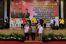 Kapolda Riau Inisiasi Deklarasi Bersama Parpol, Wujudkan Pilkada Aman Damai Ditengah Pandemi