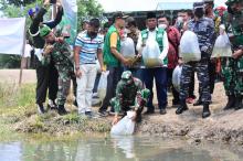 Dukung Kegiatan SANTAN NU, Pangdam I Bukit Barisan Bantu 25. 000 Benih Ikan