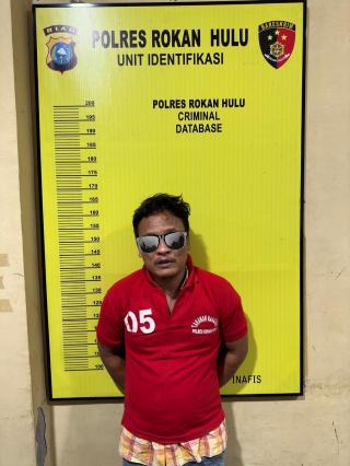 Diduga Miliki Narkotika, Lelaki Paruh Baya Ini Ditangkap Satres Narkoba Polres Rohul