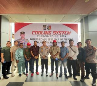 Cooling System Bersama Puluhan Insan Pers, Kapolres Rohul Sampaikan Pesan Penting