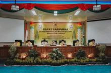 Peringati Hari Jadi Kampar Ke 71, DPRD Kampar Sidang Paripurna Dalam Tema Basamo Mambolo Nagogh