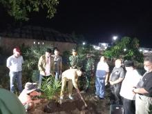 Sekdako Pekanbaru Tanam Bibit Kurma di Agrowisata RA Kopi Aren